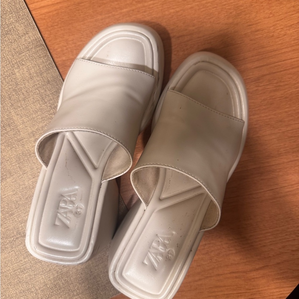 Zara White Slide Sandals